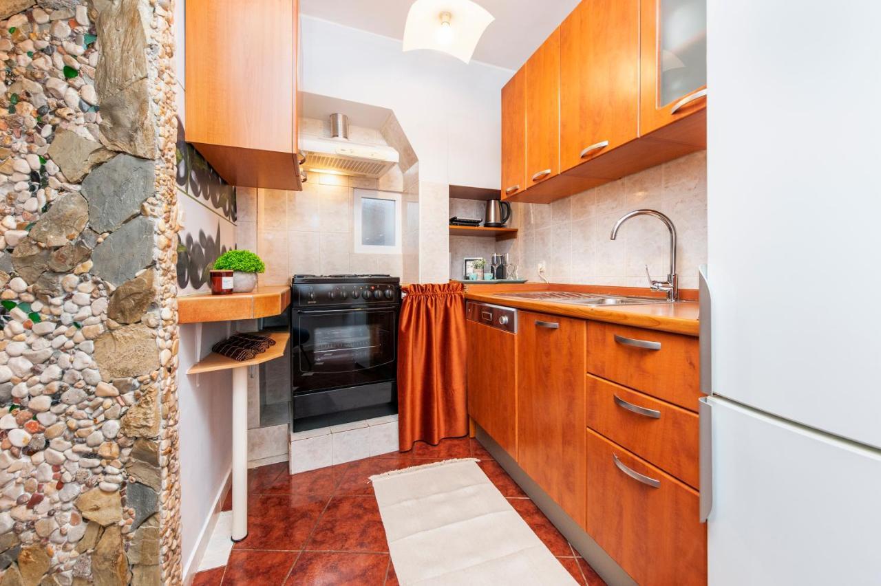 Ap Downtown Apartment Rovinj Exterior foto